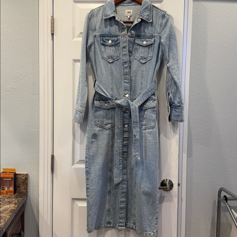 Zara Denim Long Sleeve Dress - Picture 2 of 4